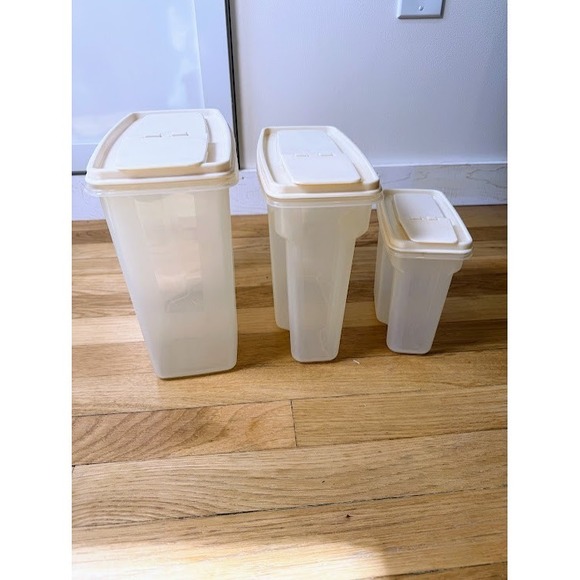 Rubbermaid Other - VTG RUBBERMAID SERVIN SAVERS - 21 - 13 - 4 CUP - CEREAL KEEPERS - ALMOND LIDS